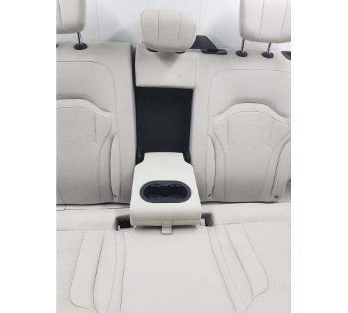 Задний ряд сидений