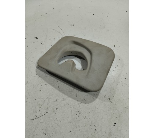 Накладка стойки центральной (левая)