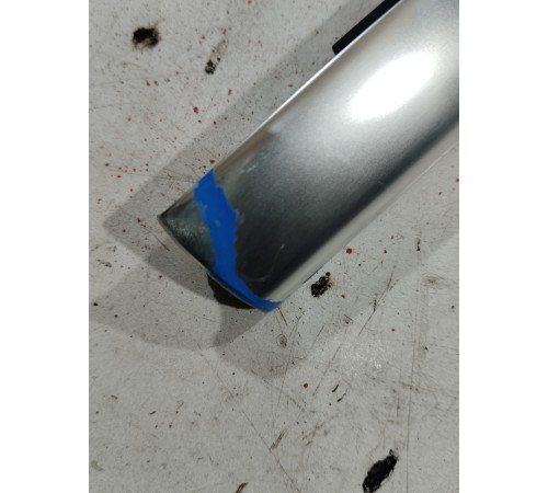 Уплотнитель стекла (задний правый наружный)