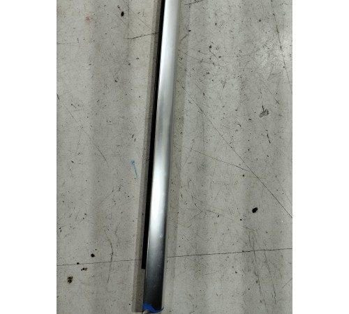 Уплотнитель стекла (задний правый наружный)