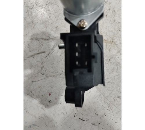 Моторчик стеклоподъемника задний левый