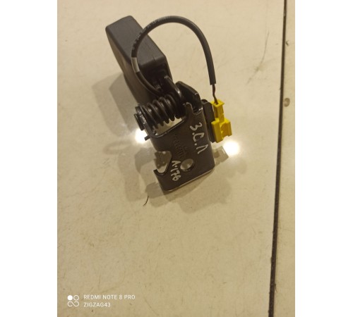 Ответная часть ремня(задняя левая)