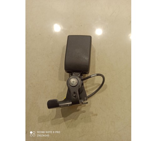 Ответная часть ремня(задняя левая)