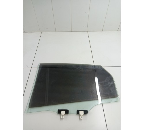 Стекло двери заднее правое