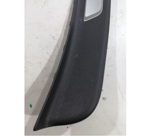 Накладка порога,задняя правая