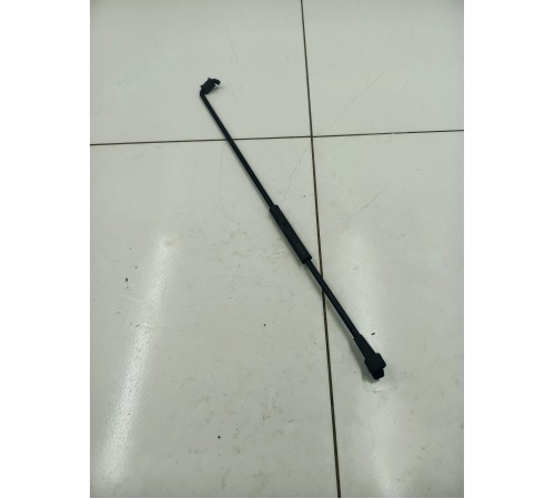 Упор капота