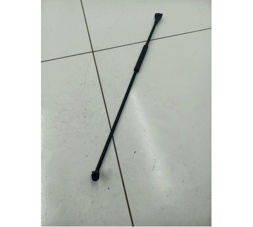 Упор капота