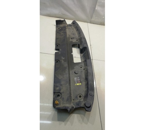 Накладка замка капота