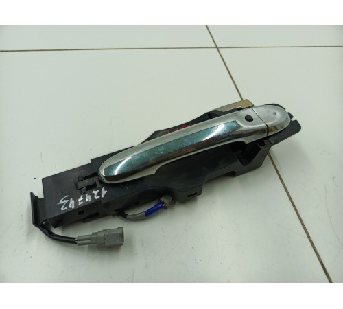 Ручка двери наружная передняя левая хром в сборе