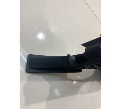 Педаль акселератора