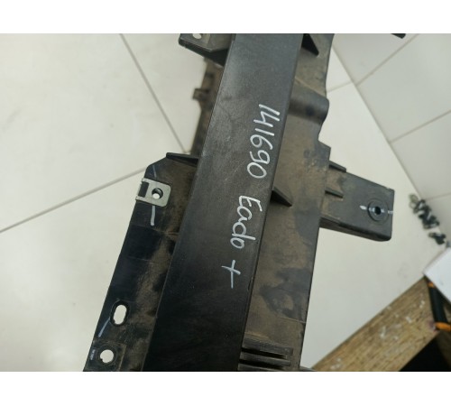 Рамка радиатора передняя панель телевизор