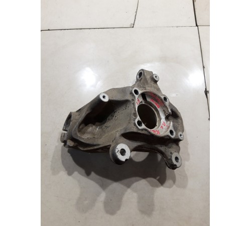 Кулак поворотный(передний левый)