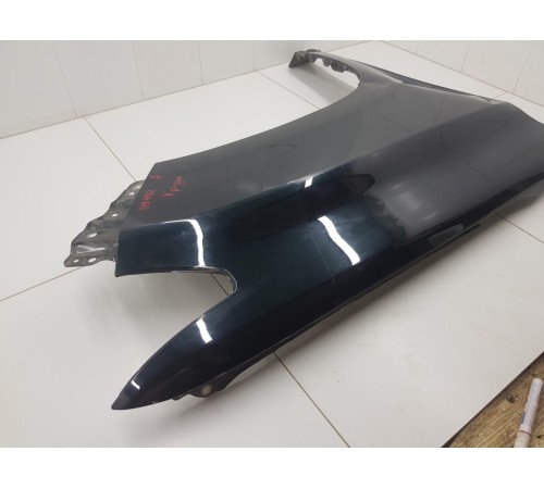 Крыло переднее правое