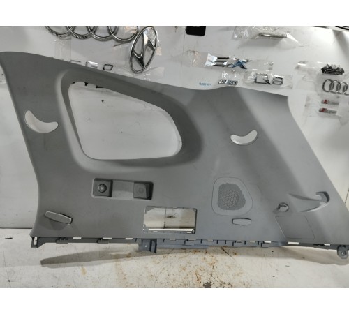 Обшивка стойки задняя правая