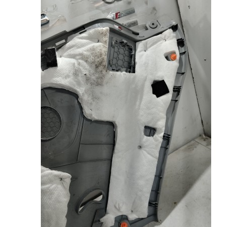 Обшивка стойки задняя правая