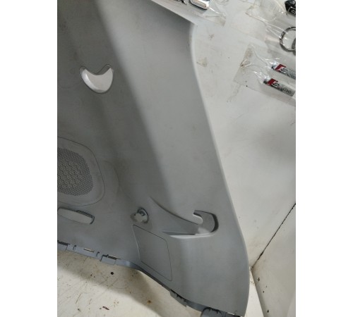 Обшивка стойки задняя правая