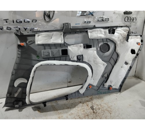 Обшивка стойки задняя правая