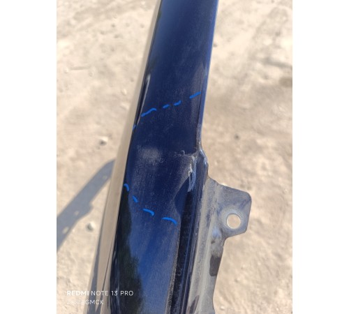 Крыло переднее правое