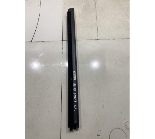 Уплотнитель стекла(задний левый внутренний)