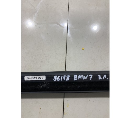 Уплотнитель стекла(задний левый внутренний)