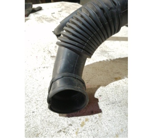 Патрубок воздушного фильтра