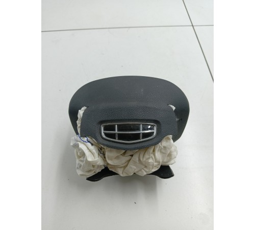 Подушка безопасности водителя