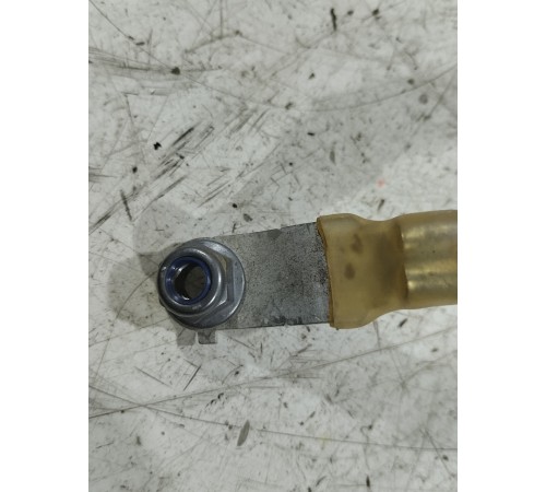 Клемма аккумулятора