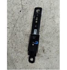 Механизм регулировки ремня по высоте правый