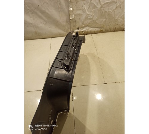 Накладка центральной стойки (нижняя правая)