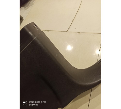 Накладка центральной стойки (нижняя правая)