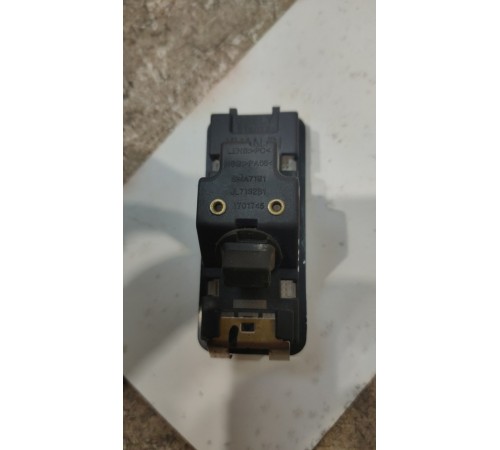 Плафон внутреннего освещения багажника