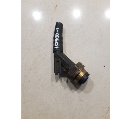 Штуцер клапана аварийного растормаживания