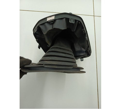 Кожух рычага переключения передач