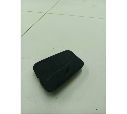 Заглушка обшивки крышки багажника