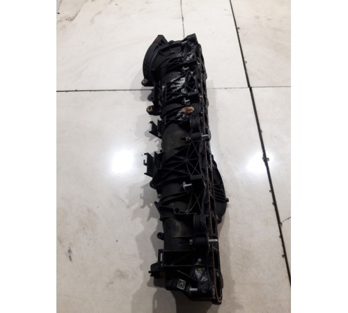 Впускной коллектор