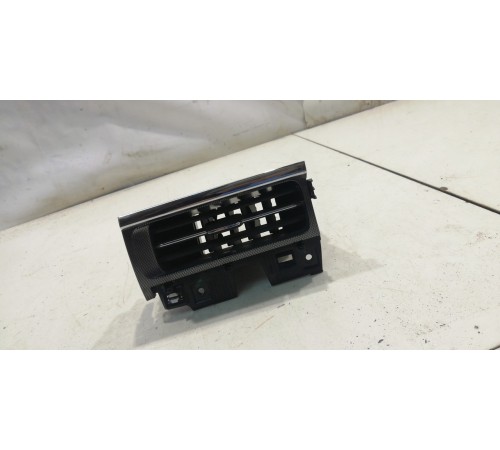 Дефлектор воздушный (левый)