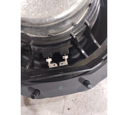 Динамик двери (передний правый)