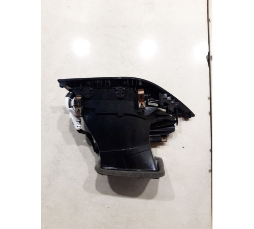 Воздушный дефлектор правый