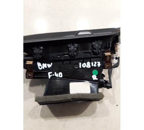 Воздушный дефлектор правый