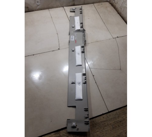 Накладка (пластик) салона задняя центральная