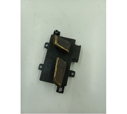 Блок кнопок регулировки сиденья по высоте передний левый