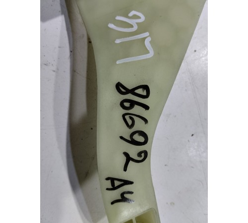 Направляющая стекла(задняя правая)