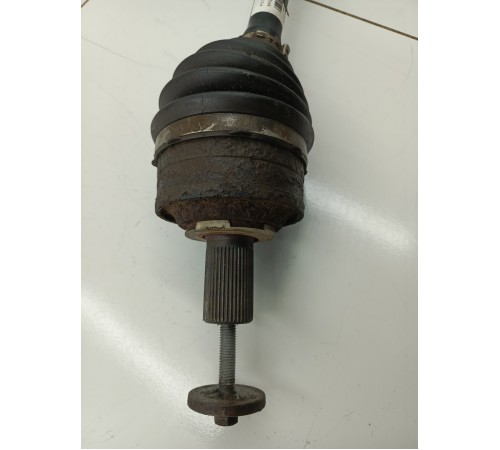 Привод (полуось) передний левый