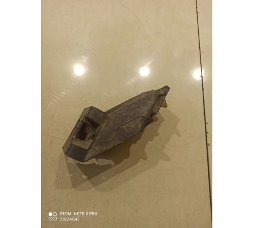 Кронштейн(крепление) кузова