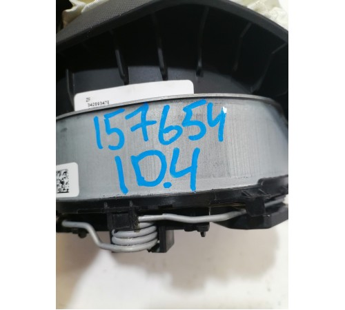 Подушка безопасности водителя