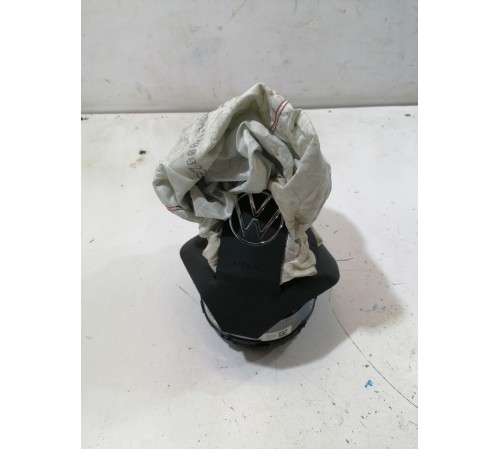 Подушка безопасности водителя