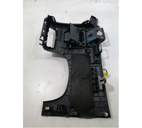 Накладка торпедо левая нижняя