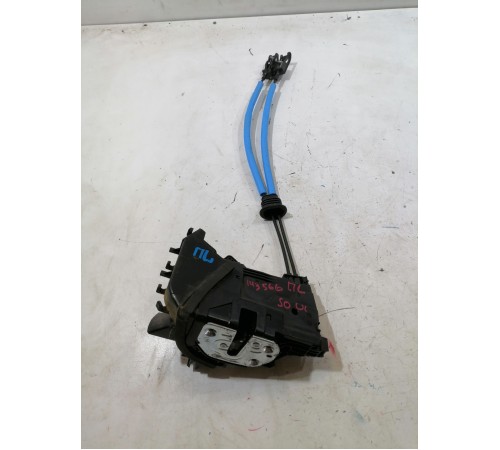 Замок двери передний левый