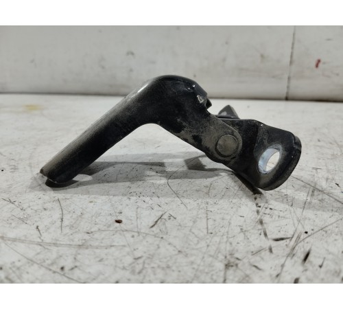 Петля двери передняя правая верхняя