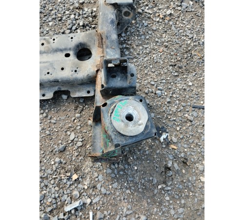 Балка передняя